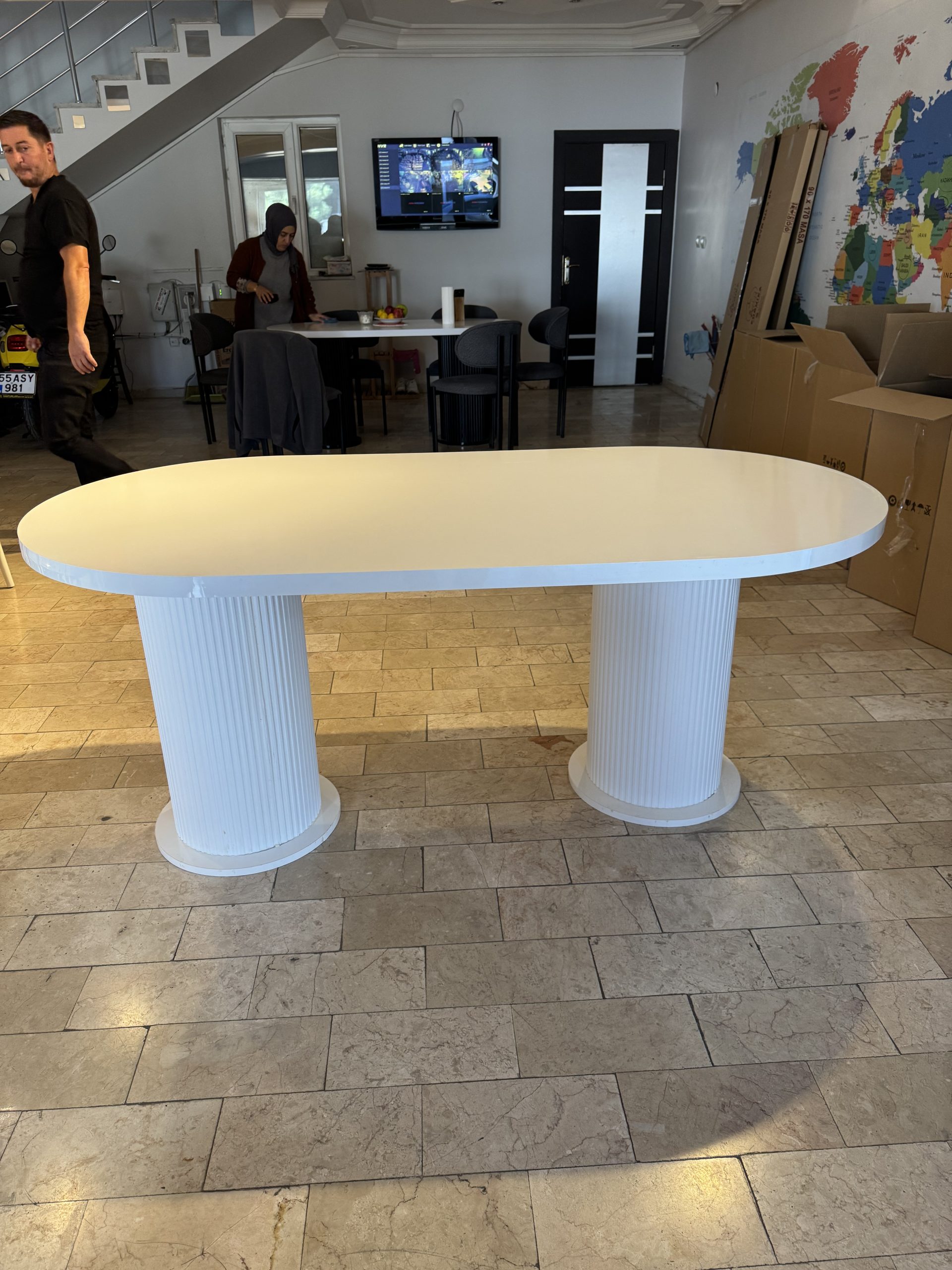 Bohemy masa - Görsel 3